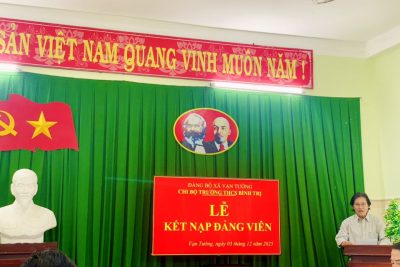 SINH HOẠT CHI BỘ ĐỊNH KÌ – KẾT NẠP ĐẢNG VIÊN MỚI